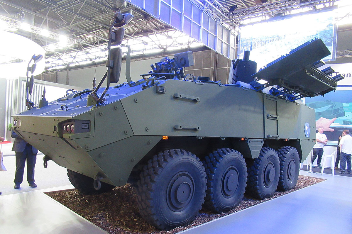 El Piranha V suizo con mortero de 120 mm. 